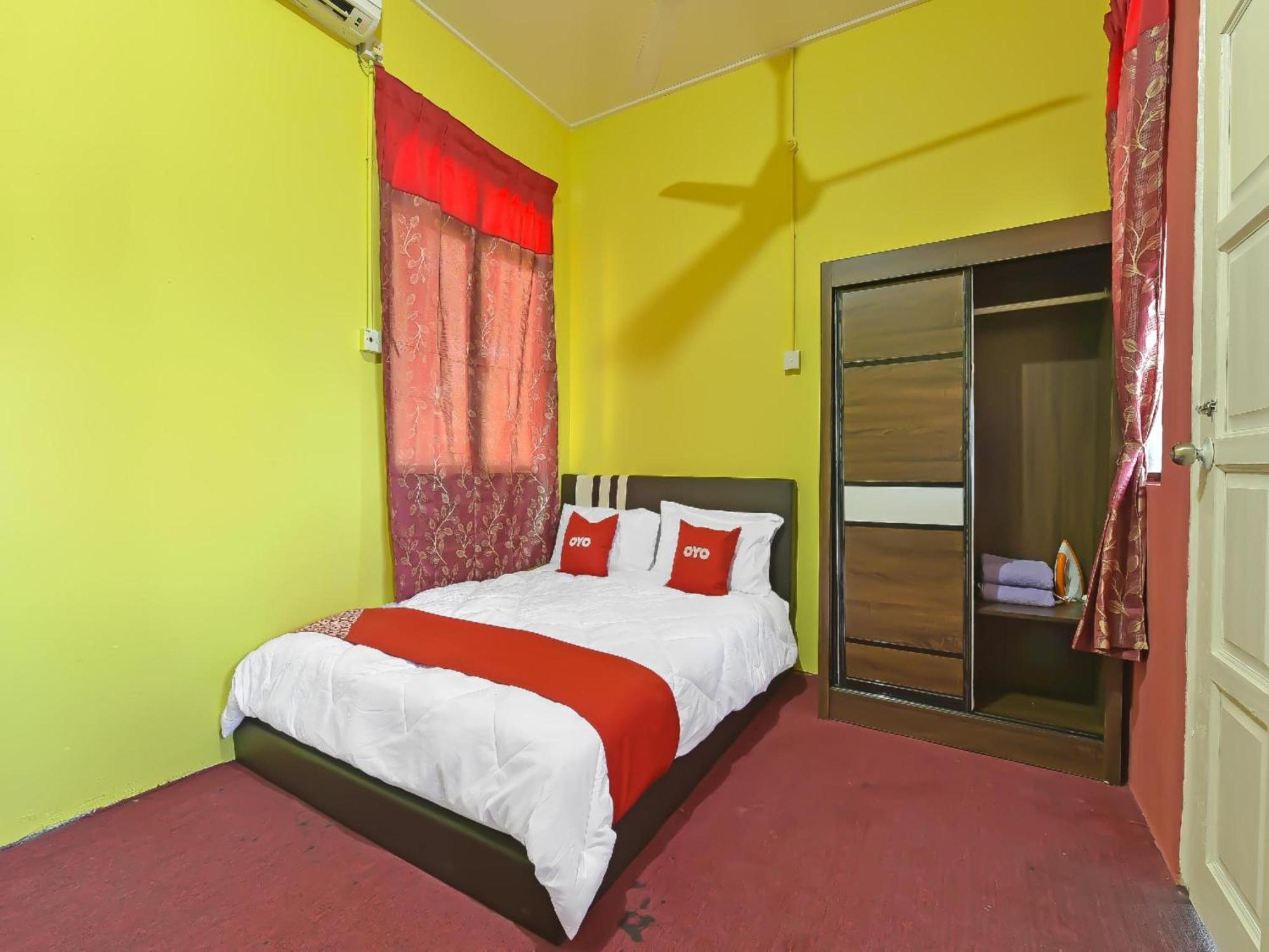 Oyo 90744 Bari Indah Beach Resort Kuala Terengganu Kültér fotó